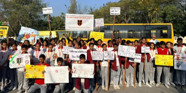 Students Doing Community Service